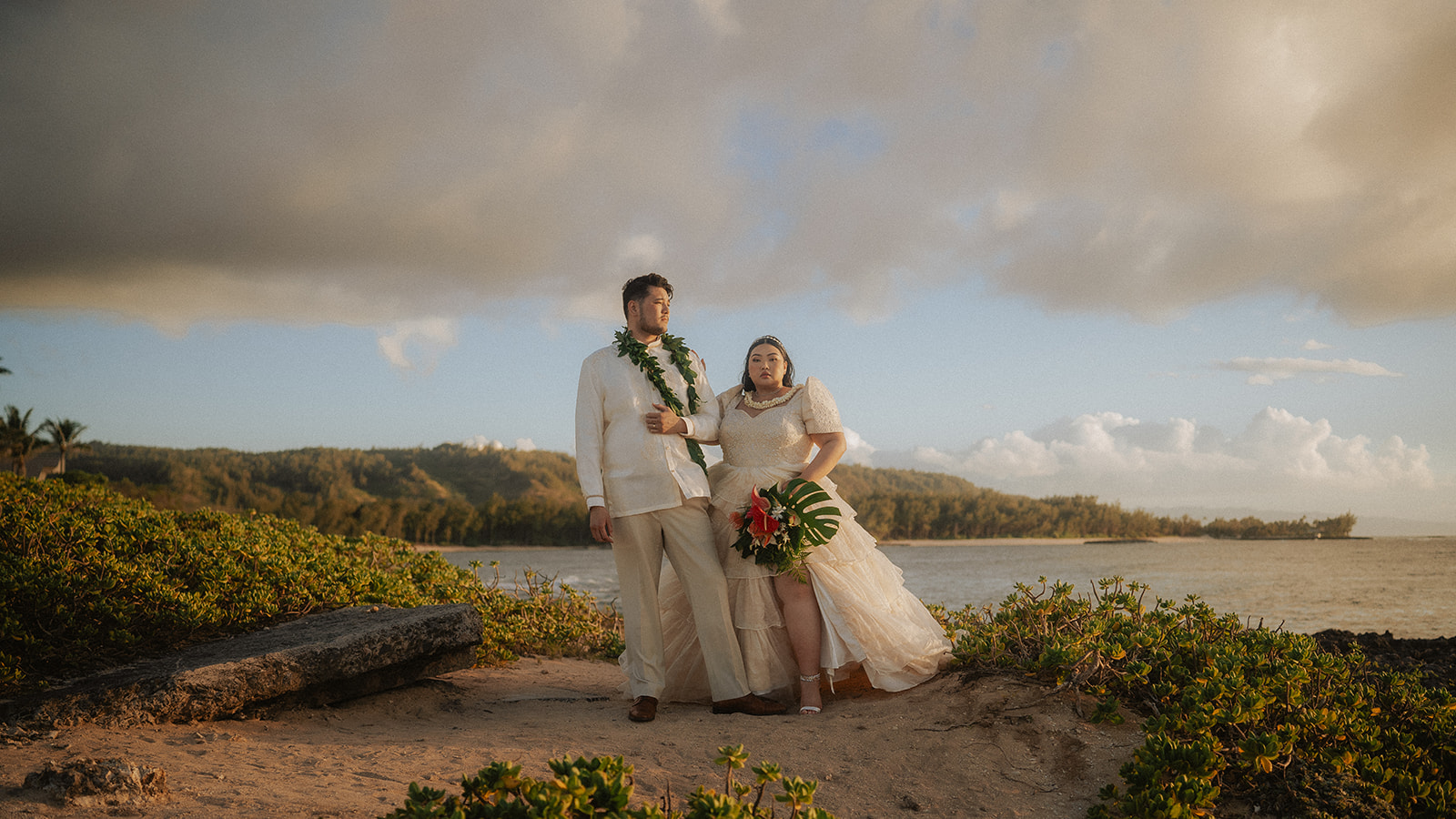 ritz carleton turtle bay wedding